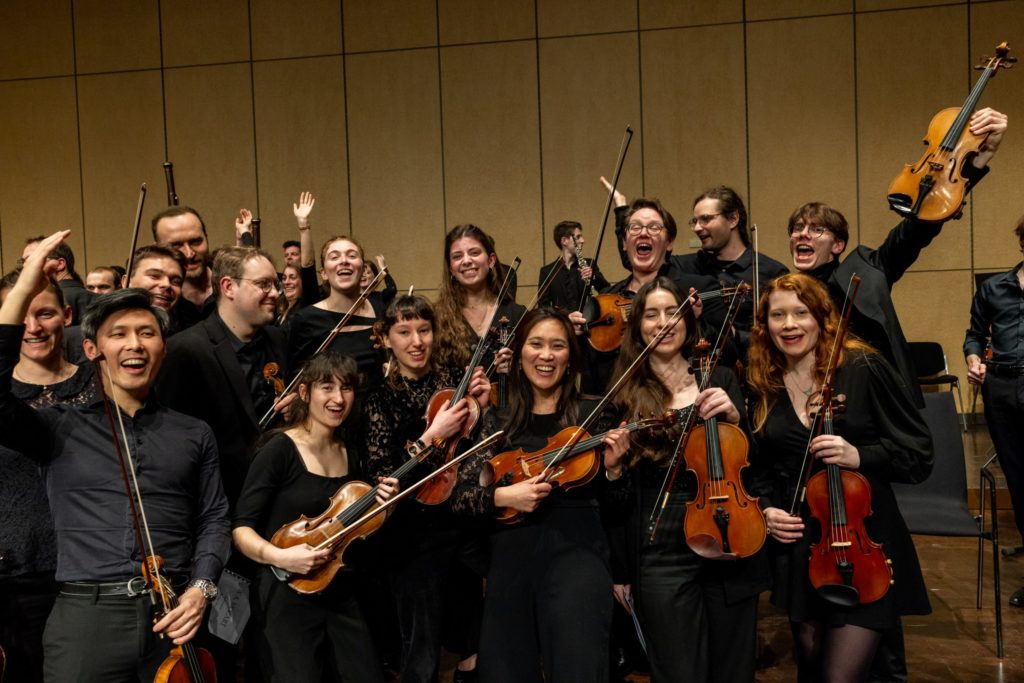 Une chance rare de goûter des écrits de la génération moderniste, servis par des musiciens plein d’énergie et d’enthousiasme.